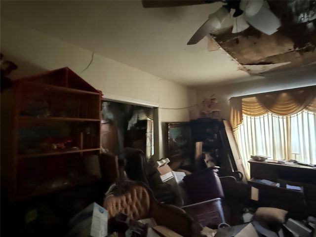 401 W Evans Avenue, Bonham, TX 75418