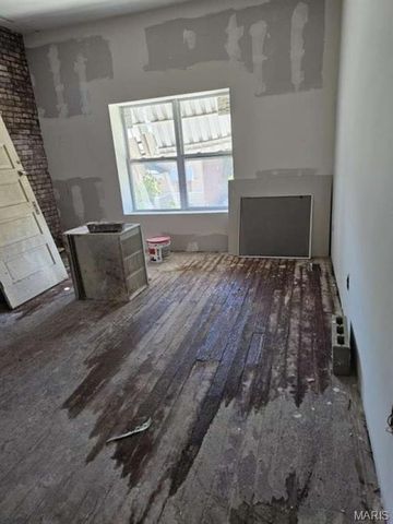 920 Bayard Avenue, St Louis, MO 63108