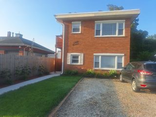 1995 Howard Street 1R, Des Plaines, IL 60018