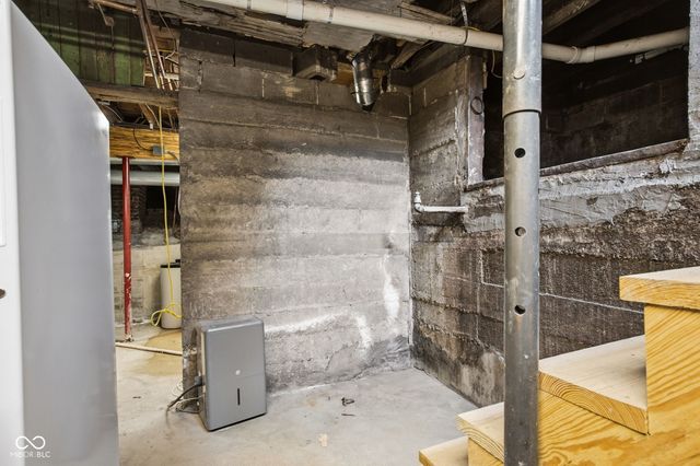 307 S Market Street, Thorntown, IN 46071