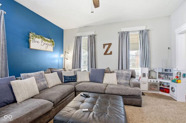 307 S Market Street, Thorntown, IN 46071