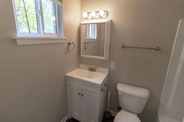 105 N GARTH AVE 09, Columbia, MO 65203