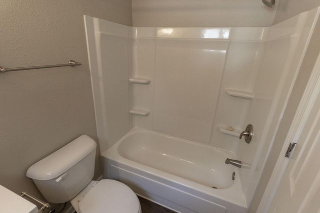 105 N GARTH AVE 09, Columbia, MO 65203