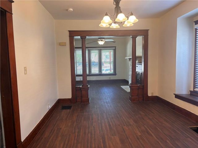4007 Clark Avenue, Kansas City, MO 64111