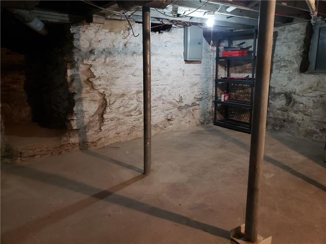 4007 Clark Avenue, Kansas City, MO 64111