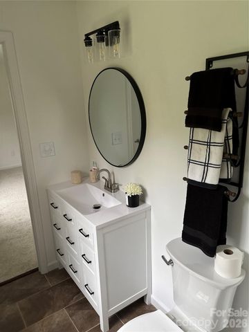 11001 S Hampton Drive, Mint Hill, NC 28227