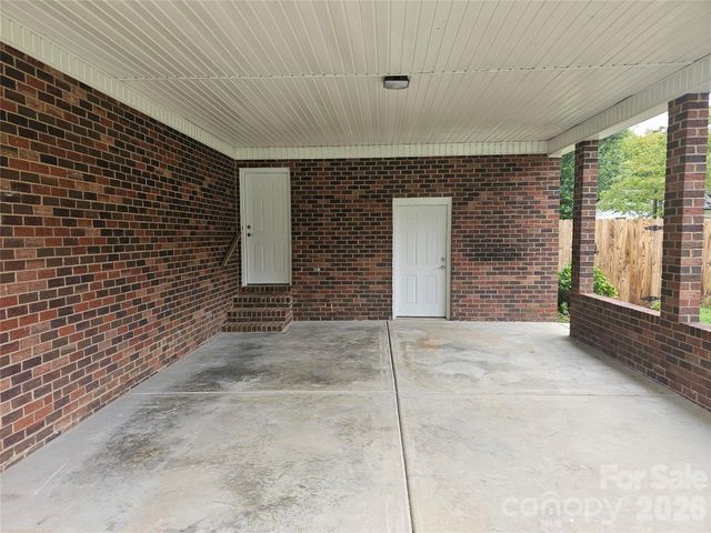 11001 S Hampton Drive, Mint Hill, NC 28227