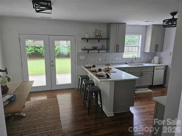 11001 S Hampton Drive, Mint Hill, NC 28227