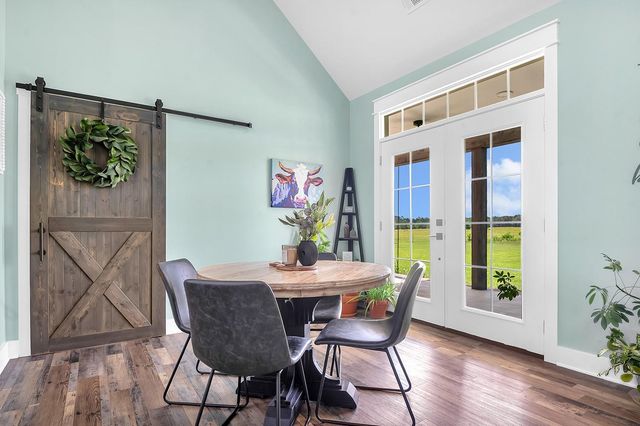 224 James King Rd, Zavalla, TX 75980