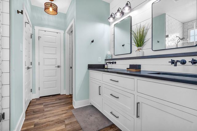 224 James King Rd, Zavalla, TX 75980