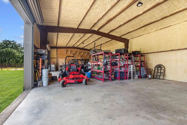 224 James King Rd, Zavalla, TX 75980