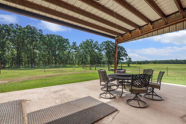 224 James King Rd, Zavalla, TX 75980