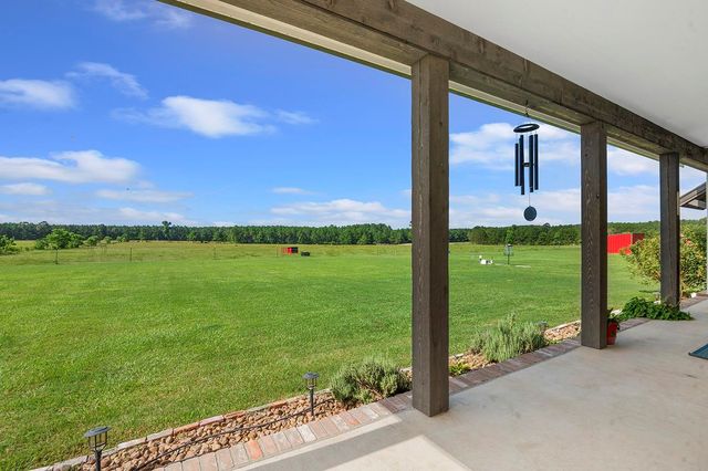 224 James King Rd, Zavalla, TX 75980