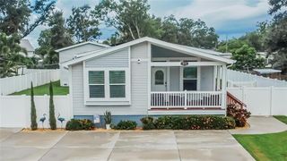 915 10TH STREET SW, Ruskin, FL 33570