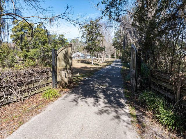 10720 NW 53RD TERRACE, Gainesville, FL 32653