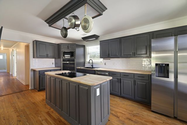 436 Foothill Dr, Nashville, TN 37217