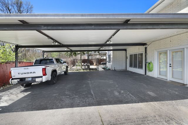 436 Foothill Dr, Nashville, TN 37217