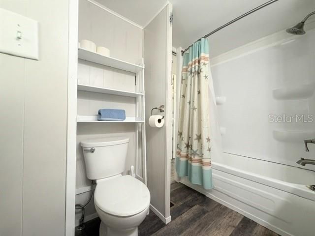 813 S GREEN CIRCLE, Venice, FL 34285