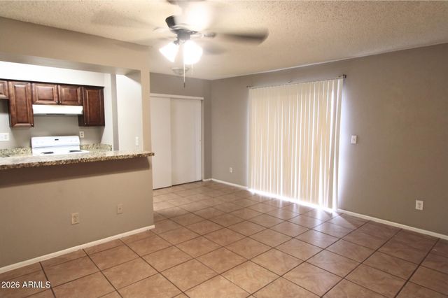 410 E 9TH Avenue 14, Mesa, AZ 85204