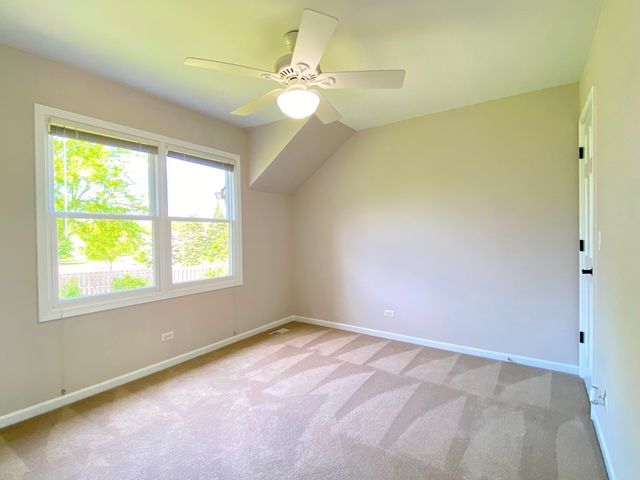 720 KENDRIDGE Court, Aurora, IL 60502