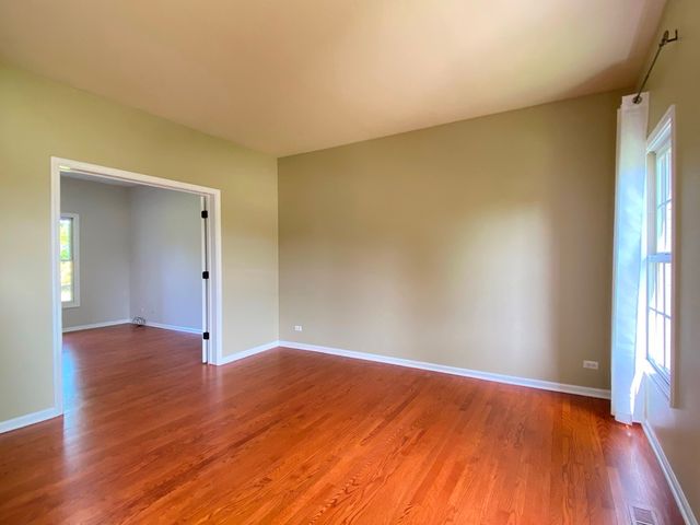 720 KENDRIDGE Court, Aurora, IL 60502