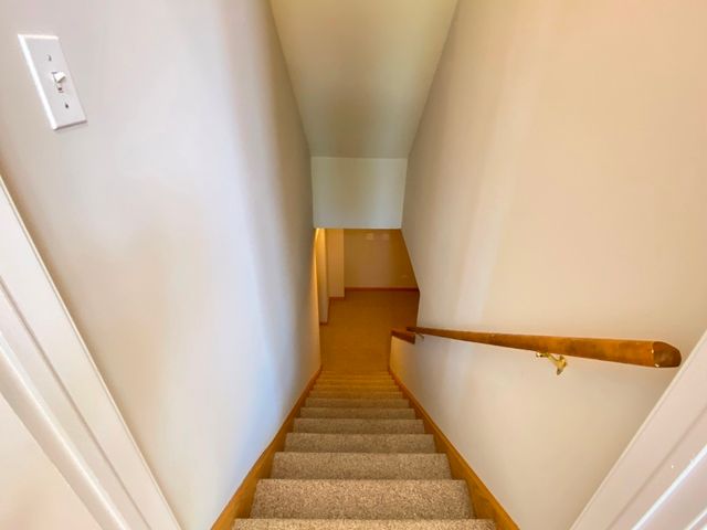 720 KENDRIDGE Court, Aurora, IL 60502