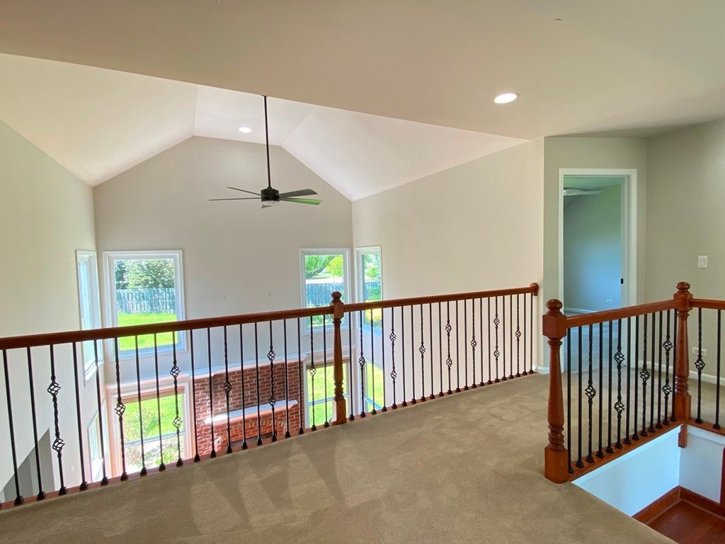 Image 25 of property listing at 720 KENDRIDGE Court, Aurora, IL 60502