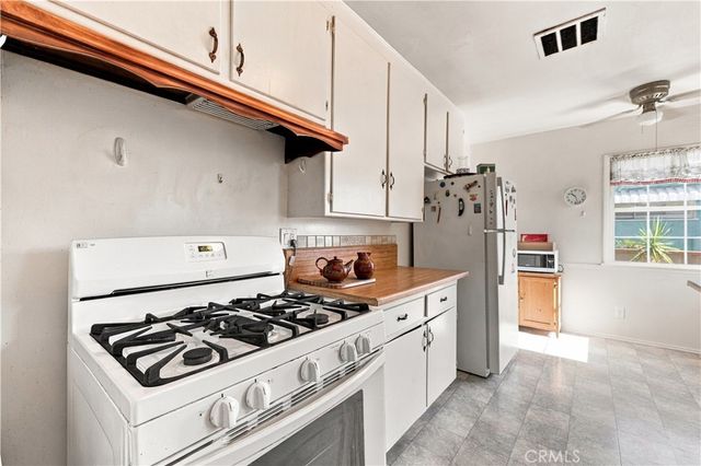 13978 Terra Bella, Arleta, CA 91331