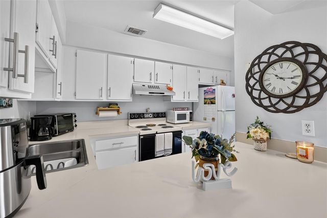 1453 CASA PARK CIRCLE, Winter Springs, FL 32708