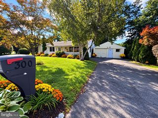 300 BETHEL AVE, Aston, PA 19014