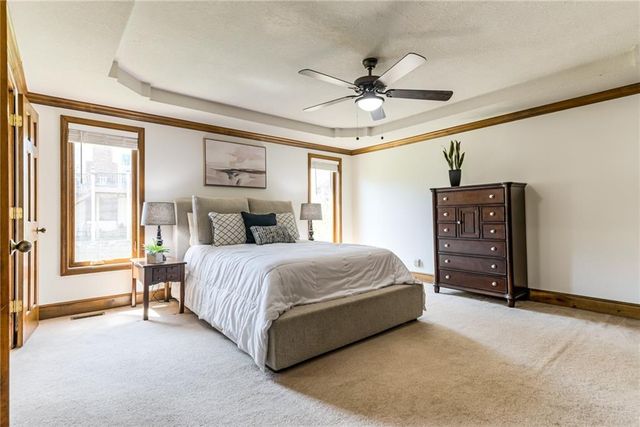 8336 Rosehill Road, Lenexa, KS 66215