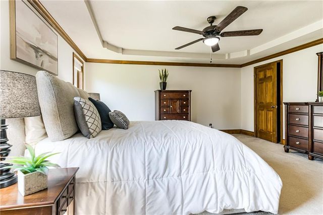 8336 Rosehill Road, Lenexa, KS 66215