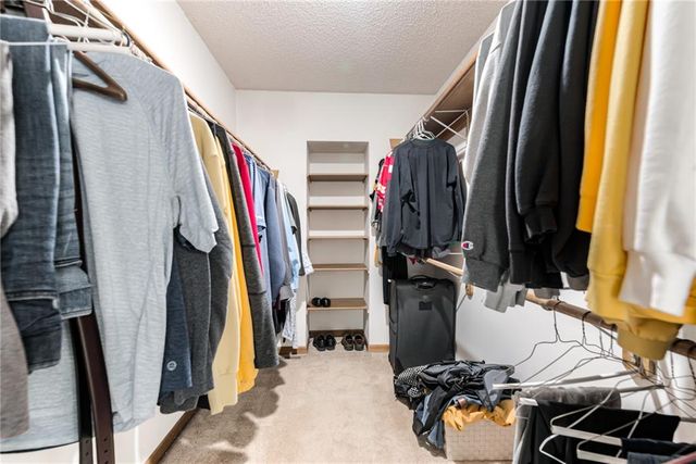 8336 Rosehill Road, Lenexa, KS 66215