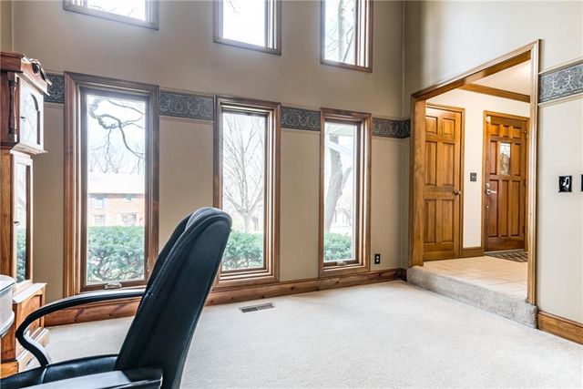 8336 Rosehill Road, Lenexa, KS 66215