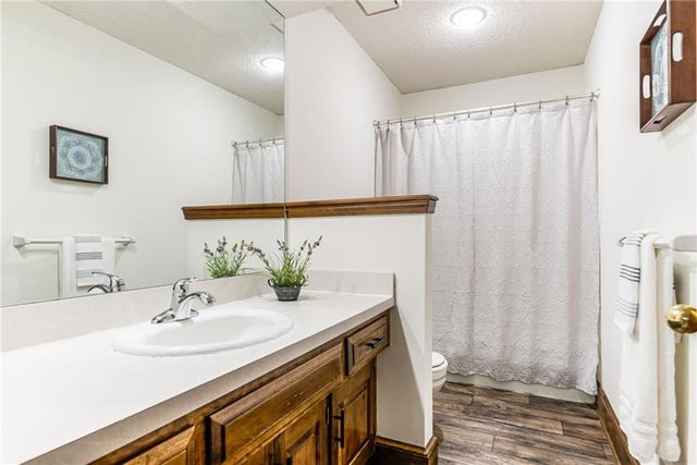 8336 Rosehill Road, Lenexa, KS 66215