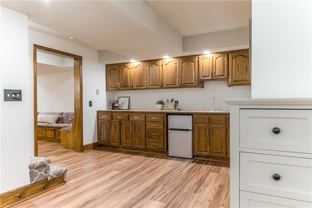 8336 Rosehill Road, Lenexa, KS 66215