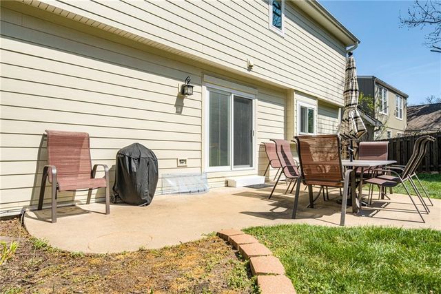 8336 Rosehill Road, Lenexa, KS 66215