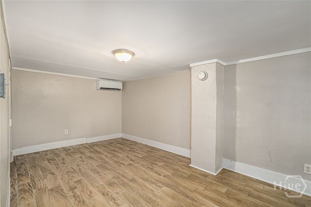 404 E 31st Street, Savannah, GA 31401