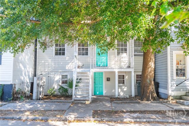 404 E 31st Street, Savannah, GA 31401