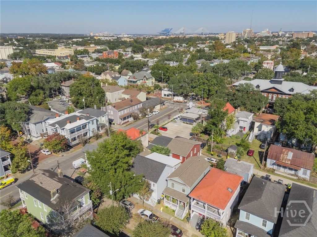Image 30 of property listing at 404 E 31st Street, Savannah, GA 31401