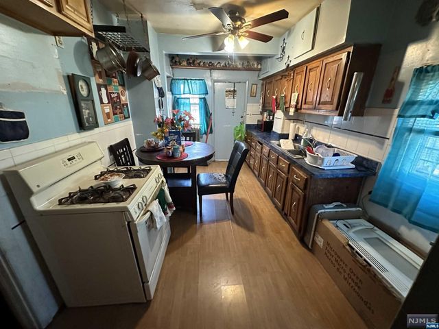 15 Herpers Street, Irvington, NJ 07111