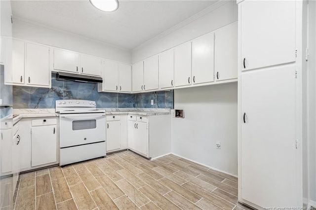 2326 Barrington Circle, Fayetteville, NC 28303