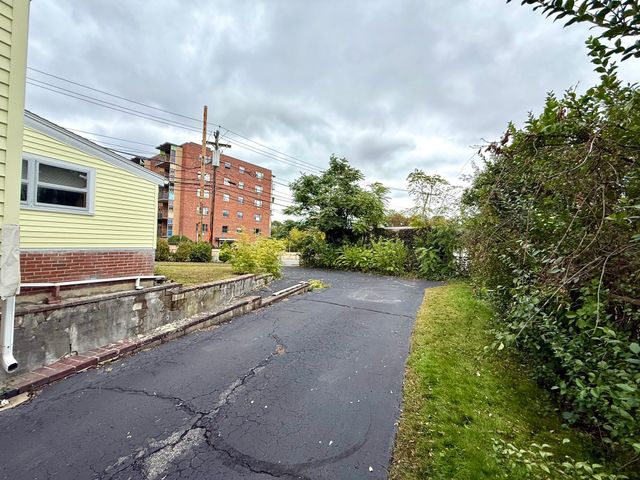 19 Brookdale Rd, Arlington, MA 02474