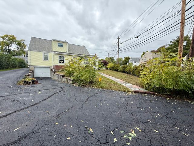 19 Brookdale Rd, Arlington, MA 02474