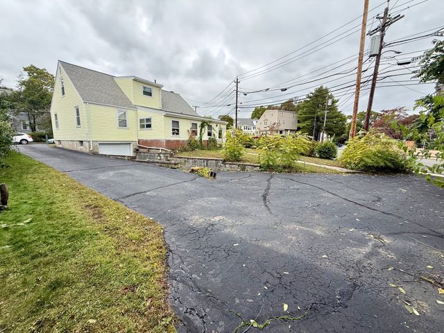 19 Brookdale Rd, Arlington, MA 02474