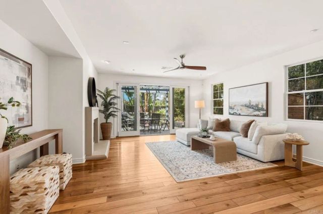 1904 Sheridan Road, Encinitas, CA 92024