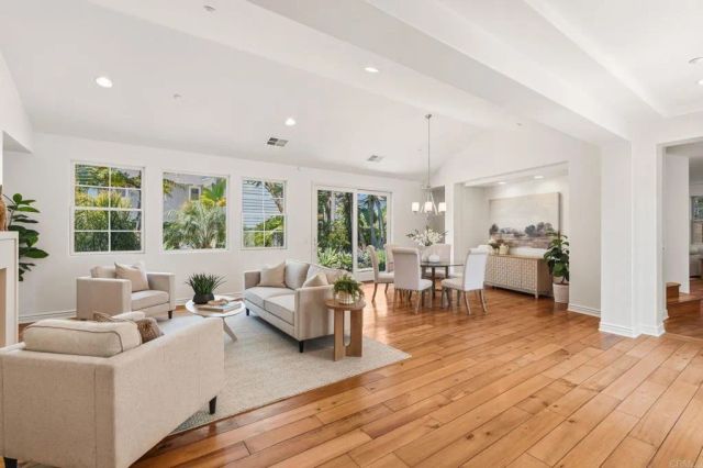 1904 Sheridan Road, Encinitas, CA 92024