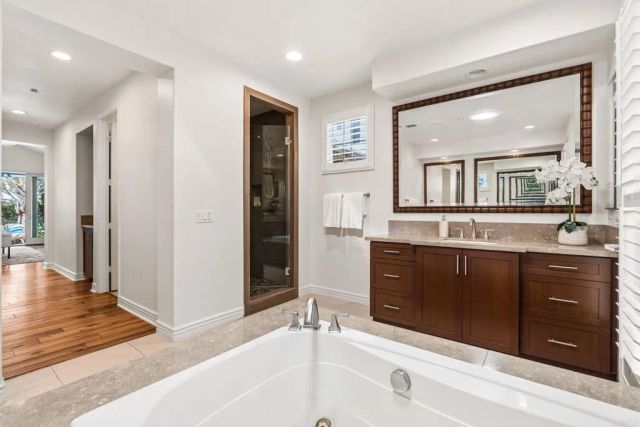 1904 Sheridan Road, Encinitas, CA 92024