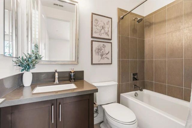 1904 Sheridan Road, Encinitas, CA 92024