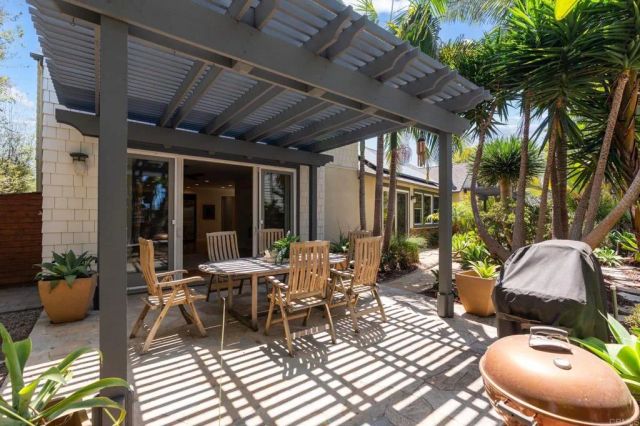 1904 Sheridan Road, Encinitas, CA 92024